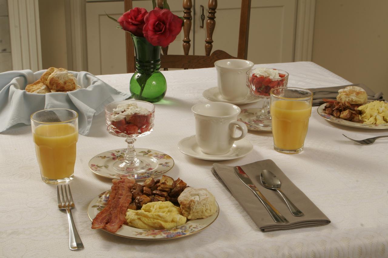 Seven Oaks Bed & Breakfast Highpoint 외부 사진