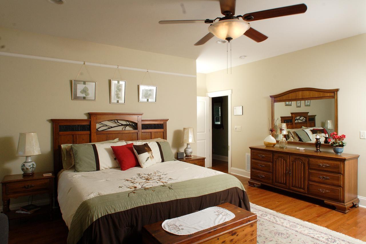 Seven Oaks Bed & Breakfast Highpoint 외부 사진
